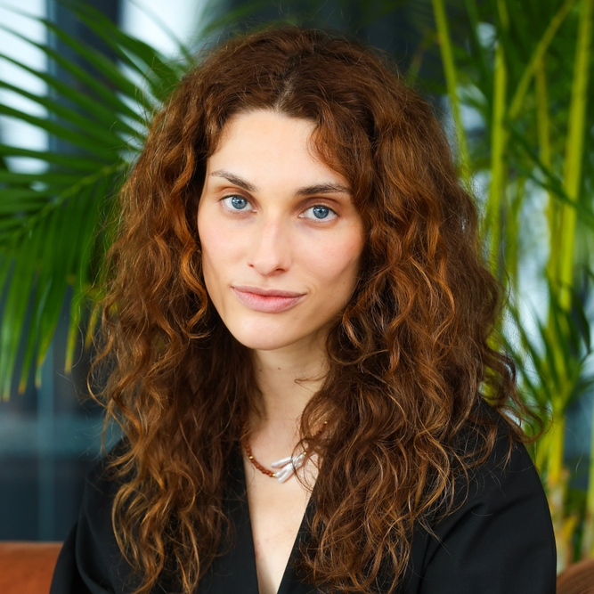 Jennifer Ring